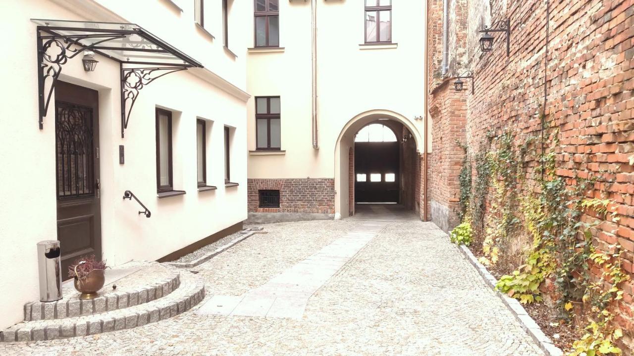 Stary Toruń Apartamenty Ceglane מראה חיצוני תמונה